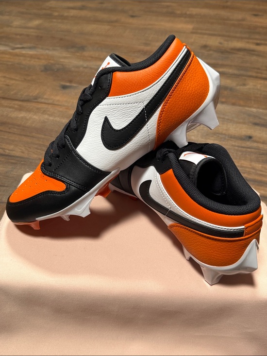 Jordan 1 TD Football Premium Cleats “Low” main image 12